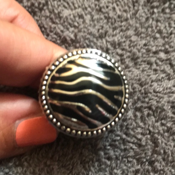 Ring - Picture 4 of 4